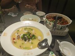 -渔语鱼新川菜Bistro(万象天地店)