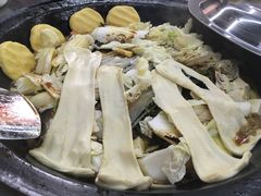 -屯老二农家铁锅炖·行业领军者(梅江店)