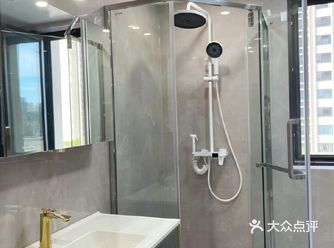 户主说，她这是普普通通的人