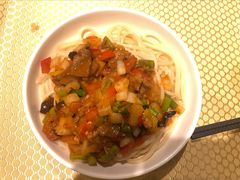 过油肉拌面-巴扎美食·新疆菜·西域歌舞表演餐厅(新疆大厦店)