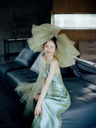 -艾米丽婚纱礼服