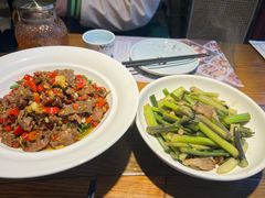 -黄泥岗·地道湖北菜(奥特莱斯店)