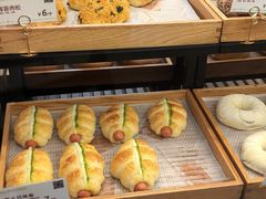 -顶东面包花园·生日蛋糕(世博店)