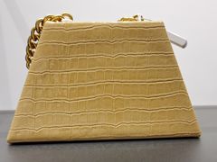 -URBAN REVIVO(西安Momopark店)