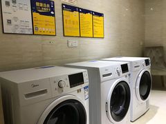 -维也纳酒店(深圳横岗塘坑地铁站店)