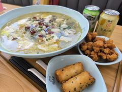 -酸小七(国华广场店)