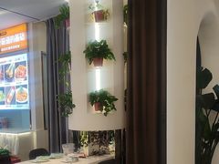 -嗨辣小聚·盘锦河蟹·海鲜烧烤龙虾(盘锦十年好店)