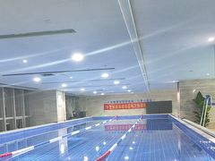 -小蓝鲸游泳培训基地(石景山店)