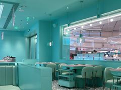 -季季红火锅(柳州城中万达二店)