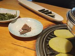 -唯成•韩国炭火烤肉 유성고기