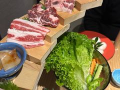 -山川小町·极番烧肉(新地假日广场店)