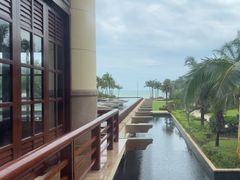 -亚龙湾喜来登·美景台大堂吧