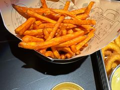 -甲丁坊·德餐·酒吧(五棵松华熙店)