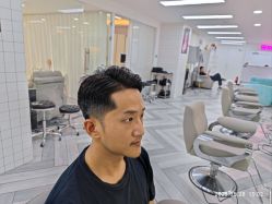 -米娜护肤造型