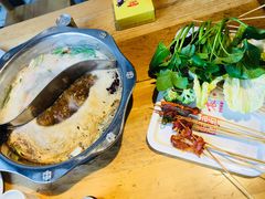 -袁记串串香(梁家巷店)