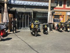 -万记麻辣烫国展总店