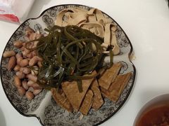 -烂瓦罐刘家猪蹄坊(药王洞店)