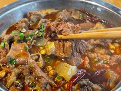 -大众跷脚牛肉馆·非遗传承单位(峨眉山店)