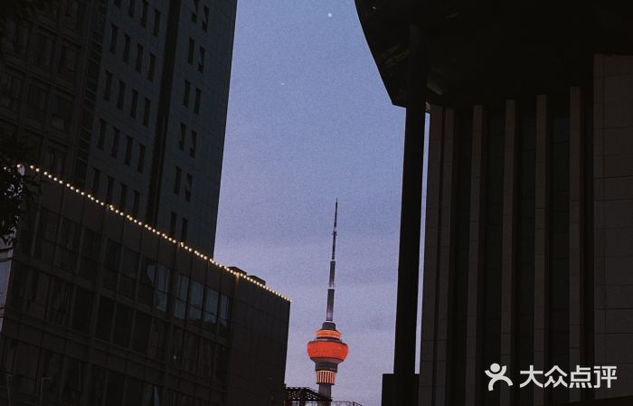 中央广播电视塔图片