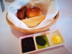 -塞纳河法国餐厅(意式风情街店)
