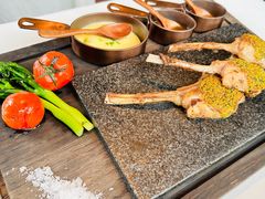 -弦月窗LUNETTE BY AMANDA(复兴路店)