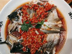 剁椒鱼头-湘阁里辣(南岭购物广场店)
