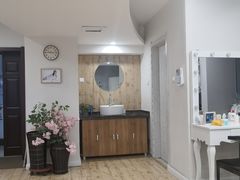 -花儿照相馆·最美证件照(红旗街万达店)