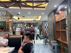 -凤凰路何眼镜香辣蟹(花果园店)