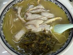 -明呈黄鱼面馆(斜土路店)