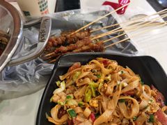 -鱿遍天下·20年夜宵地标大排档(东风路店)