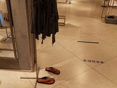 -ZARA(大上海时代广场店)
