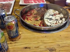 -百年老妈火锅(中原万达店)