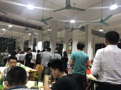 大堂-标记美食新鲜猪杂(兴南大道店)