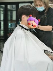-起点潮色造型