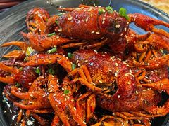 -肥肥虾庄·金牌油焖大虾(汉口城市广场店)