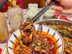 -黄记煌三汁焖锅(新佳丽江汉路店)