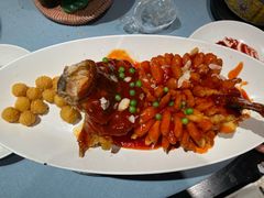 -吴越荣记苏州菜·松鼠桂鱼 100% 活鱼现做(月光码头店)