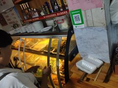 面包甜点陈列柜-叁益灌汤包(大润发店)