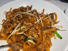 干炒牛河-汤城小厨•粤菜•靓汤(金宝街店)