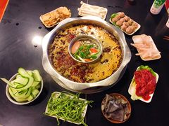 -邓莽子老火锅(中兴路总店)