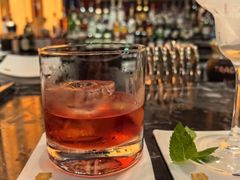 -龙虾酒吧扒房(宁波香格里拉店)