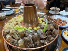 -岳记兴隆·青城腊排铜火锅(融创店)