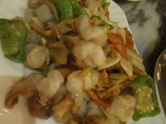 -蔼若春.传承三十年云南菜(金碧公园店)