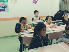 -昂立青少儿成长中心(宝山万达校区)