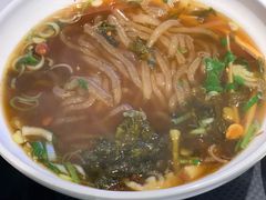 酸笋酸辣粉-无名缘米粉(大食代东方广场店)