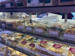 面包甜点陈列柜-第一食品(中环百联店)