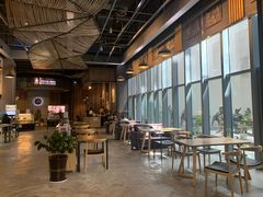 靠窗位-百年朱苦拉咖啡(博物馆店)