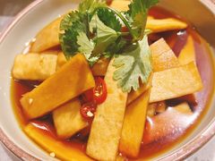 凉拌萝卜皮-牛村来人潮汕牛肉火锅(西单店)