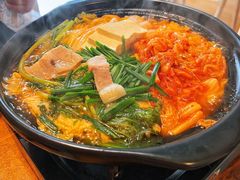 五花肉泡菜锅-一道浪居酒屋