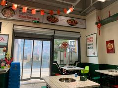 -晓彭肥肠鸡·泡椒鸡火锅(水木天地店)